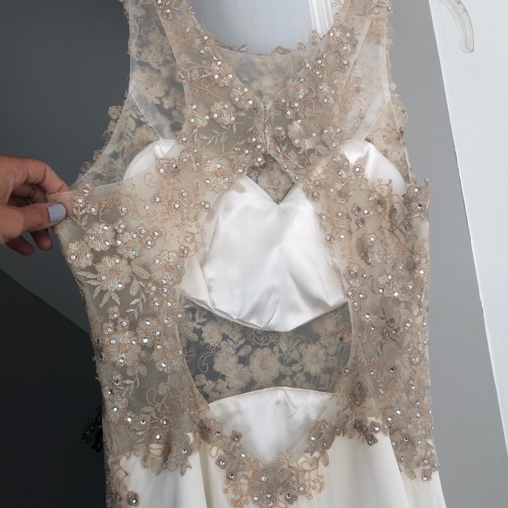 Faviana Prom Dress - Picture 6 of 12